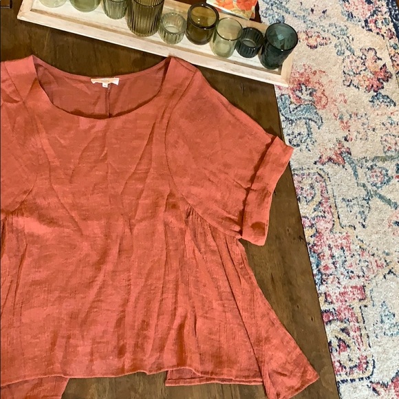 Burnt Orange Entro Top - Picture 2 of 9